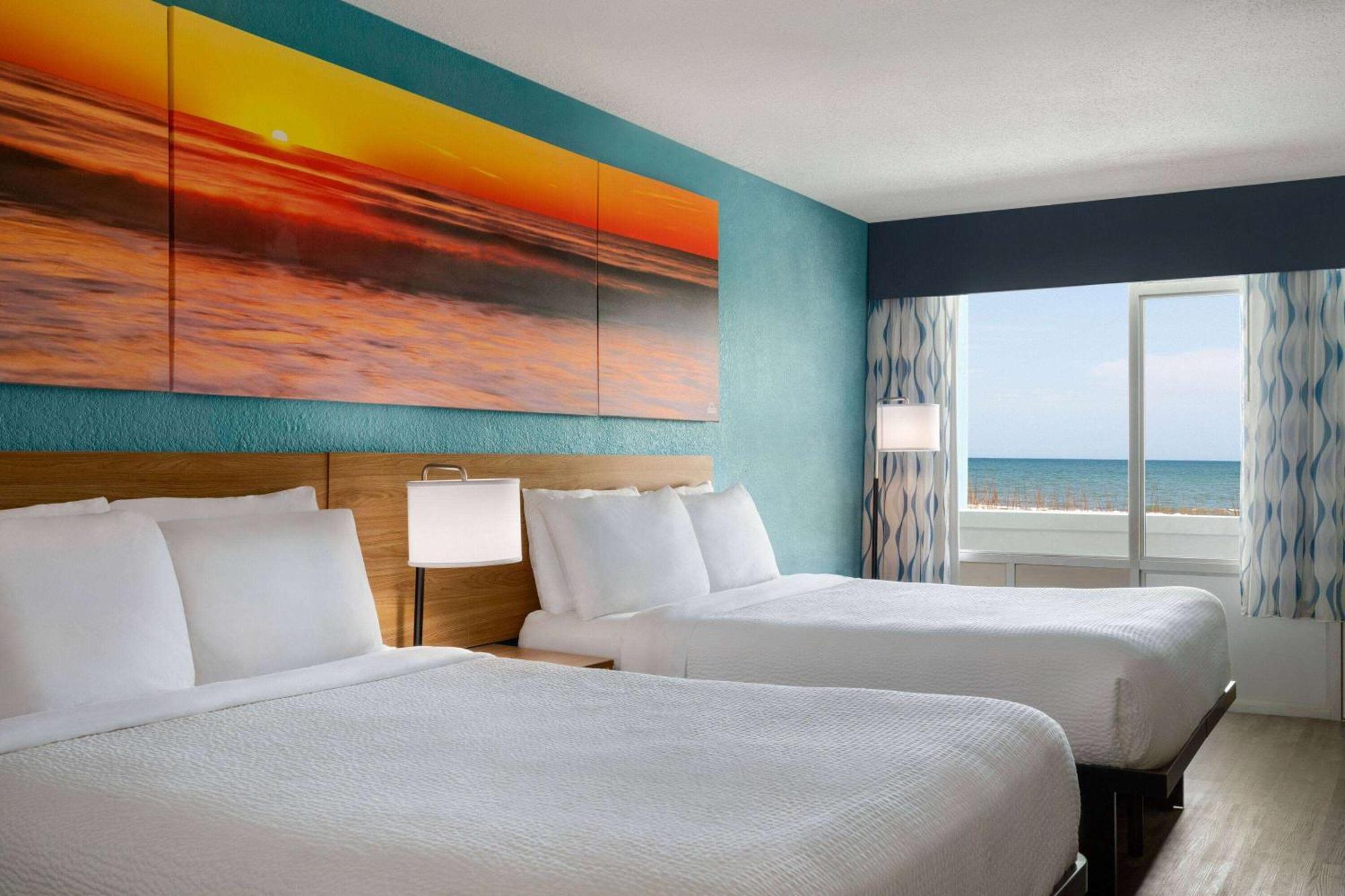 Days Inn By Wyndham Myrtle Beach-Beach Front Экстерьер фото